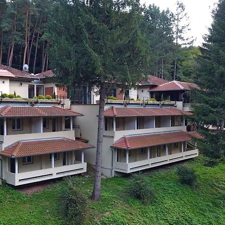 Restoran Sa Prenocistem Gornjak Krepoljin Ngoại thất bức ảnh