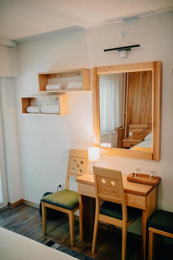 Restoran Sa Prenocistem Gornjak Krepoljin Ngoại thất bức ảnh