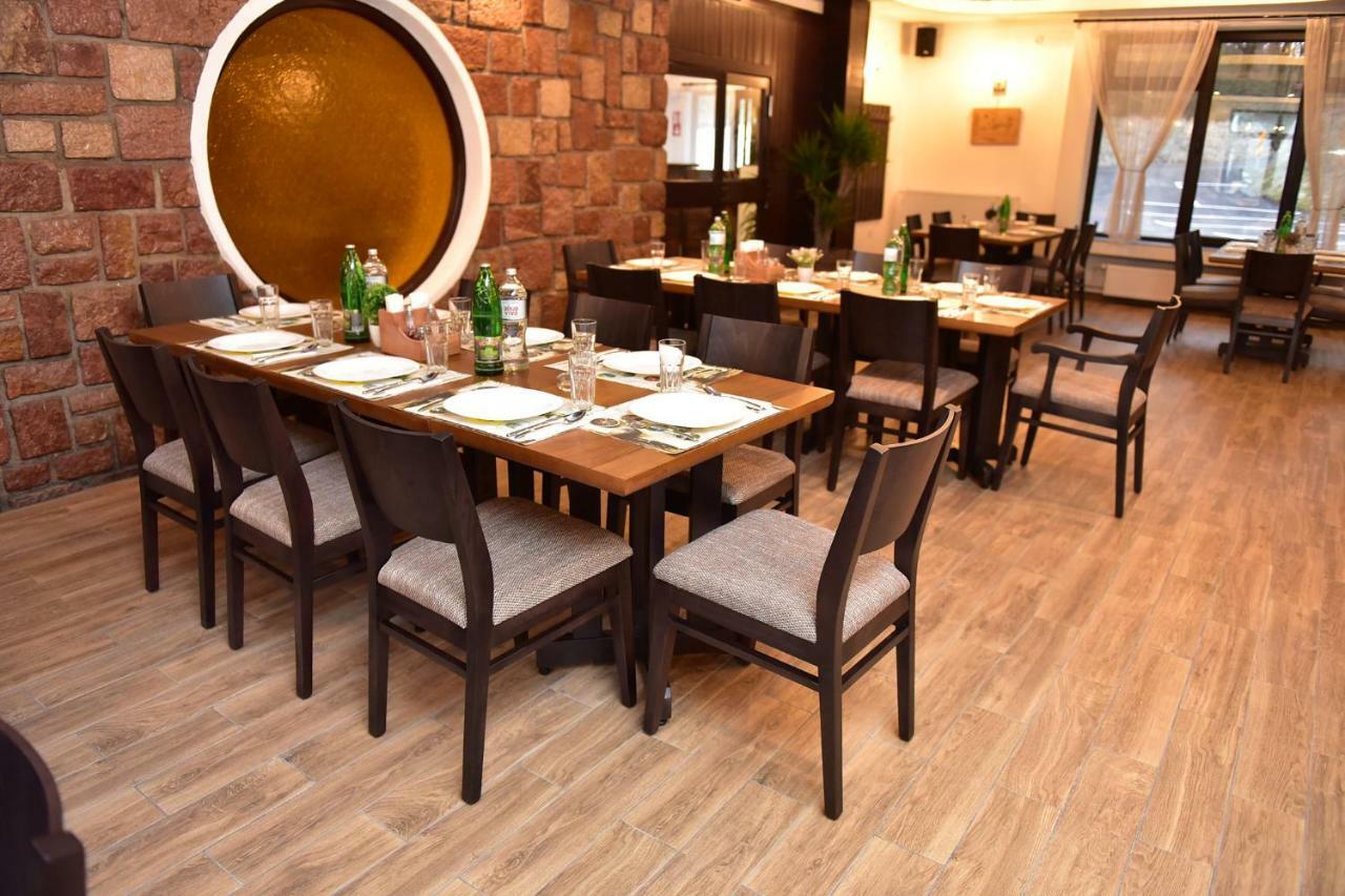 Restoran Sa Prenocistem Gornjak Krepoljin Ngoại thất bức ảnh